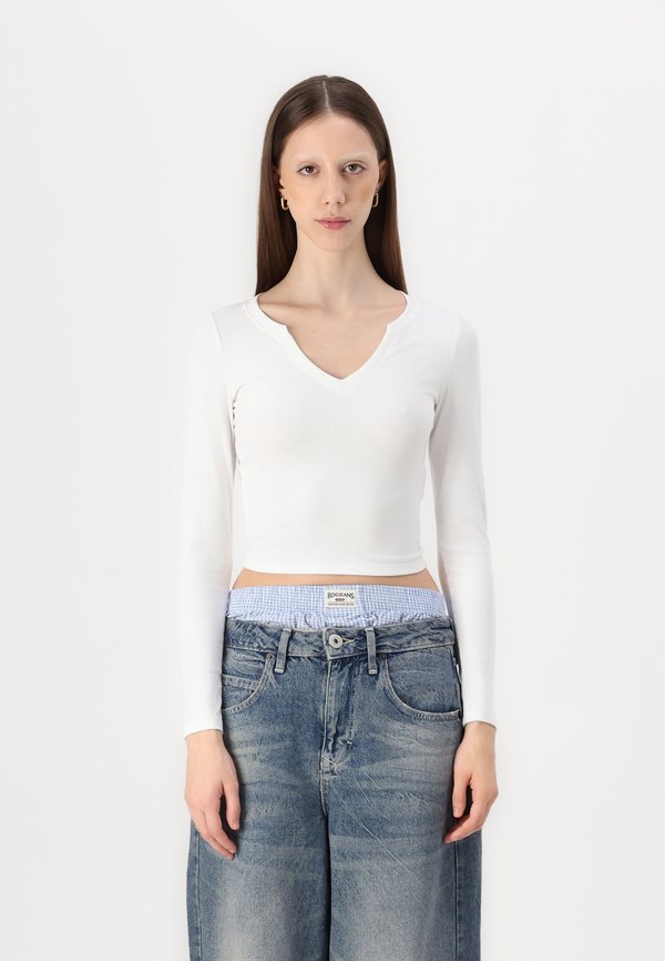 Ribbed Seamless Fabric Notch-Neck Top - Long sleeved top