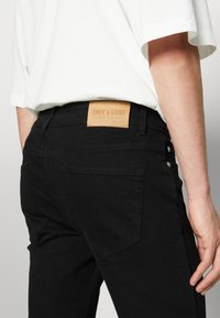 Only & Sons Vaqueros pitillo - black denim