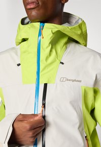 Berghaus RIDGE SEEKER - Jachetă impermeabilă - stone/spark