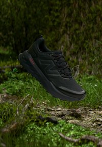 Επιλέχθηκε, black/dark night/neo flame