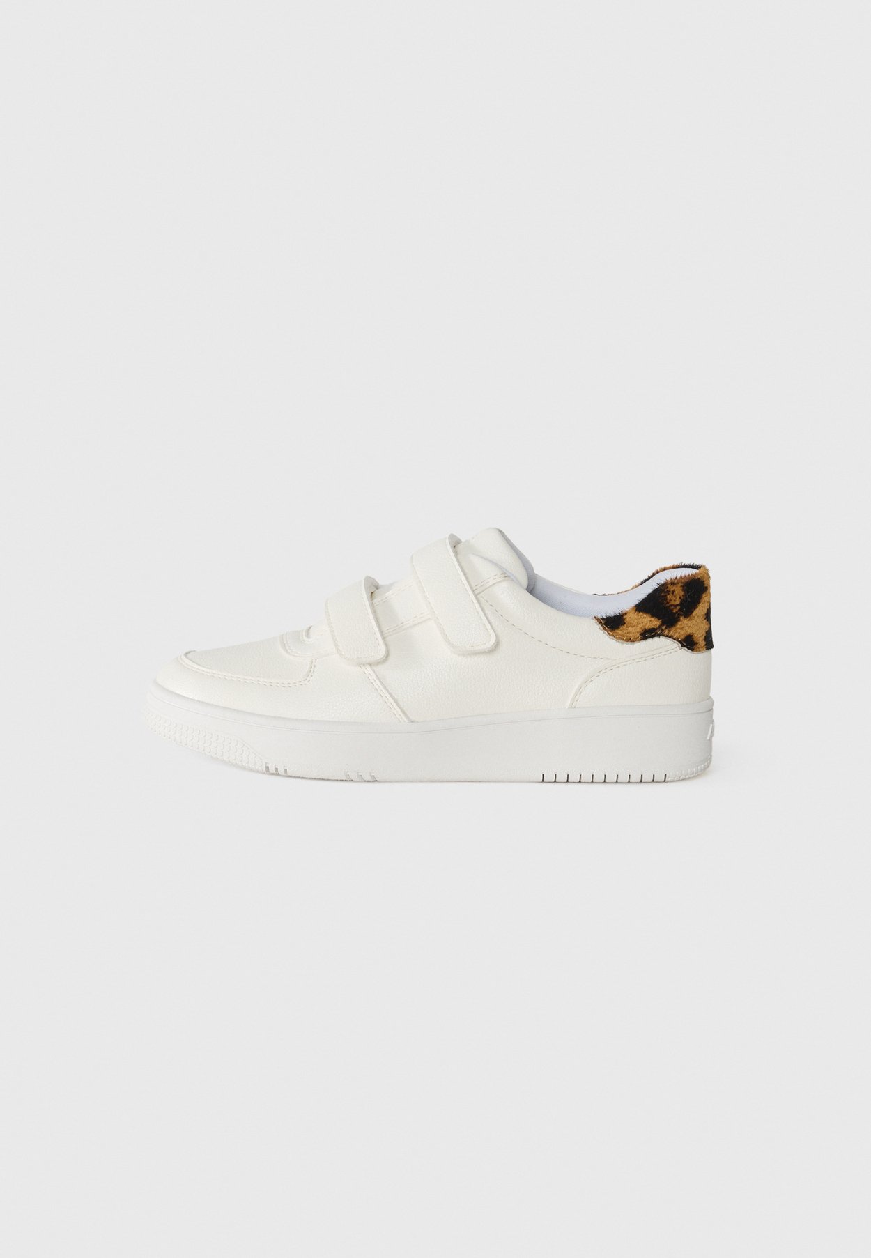 Sneaker low