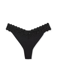 String noir avec des détails en dentelle florale à la taille. Le matériau est lisse et extensible, offrant une silhouette ajustée.