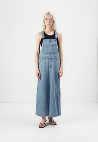 G-STAR SKATER MAXI DUNGAREE DRESS - Vestido comprido - faded blue star
