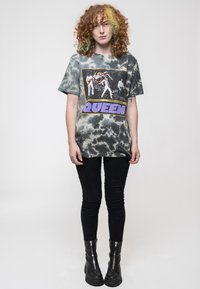 Paradiso Clothing QUEEN KILLER QUEEN DIP DYE WASH - Print T-shirt - grey