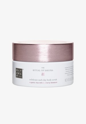 THE RITUAL OF SAKURA BODY SCRUB KÖRPERPEELING - Körperpeeling - -