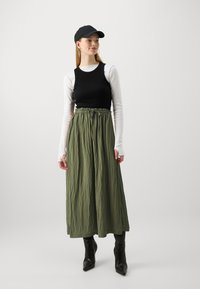 GAP PAPERBAG PULL ON SKIRT - Fustă în formă de A - ripe olive