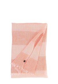 Lettsom vævet tørklæde i nuancer af pink med et stribet mønster og frynsekant. Stoffet har en blød, tekstureret overflade.