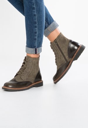 Kotníková obuv - khaki