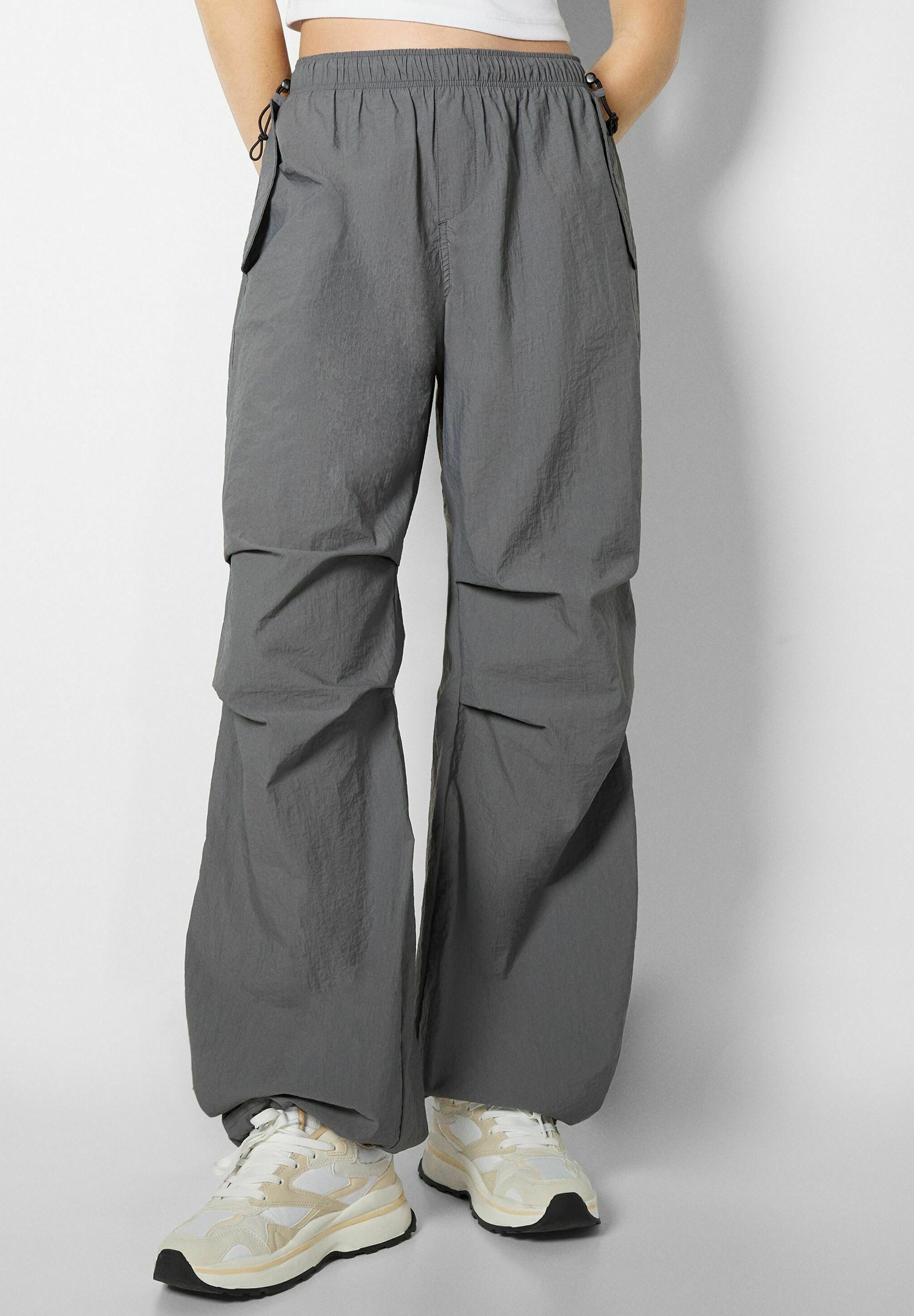 Bershka Pantaloni sportivi grey/grigio (Second hand)