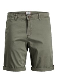 Pantaloni corti casual verde oliva con chiusura a bottone, passanti per cintura, orli risvoltati e un'etichetta Jack & Jones visibile all'interno della vita.