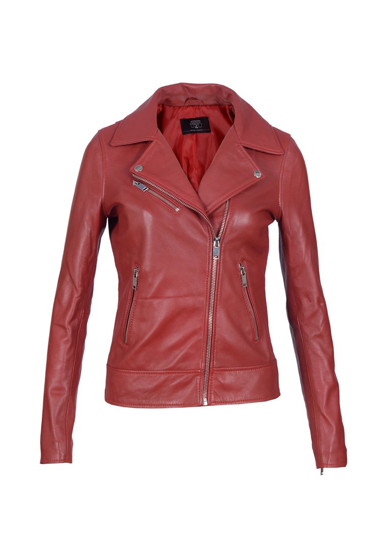 Giubbotto di pelle rossa con un design aderente, una cerniera asimmetrica e due tasche frontali. Morbida trama e ampio colletto.