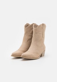 Call it Spring JANISS B.E.D FOAM - Bottines de cowboy / motard - ice