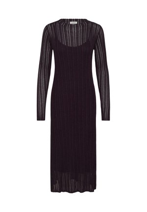 Vestido de punto de manga larga y canalé en morado oscuro con escote amplio y tejido transparente texturizado, que presenta rayas verticales.