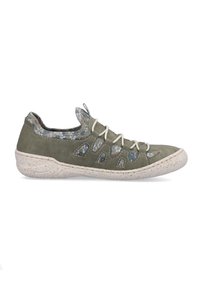 Sneakers en suede vert avec semelle blanche à pois, design à lacets et doublure à motifs floraux. Présente des découpes sur les côtés pour la ventilation.