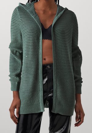 Vest - green