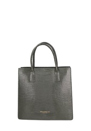 Sac à main vert foncé en cuir embossé, avec deux courtes anses, une forme rectangulaire structurée et un détail de marque en doré sur le devant.