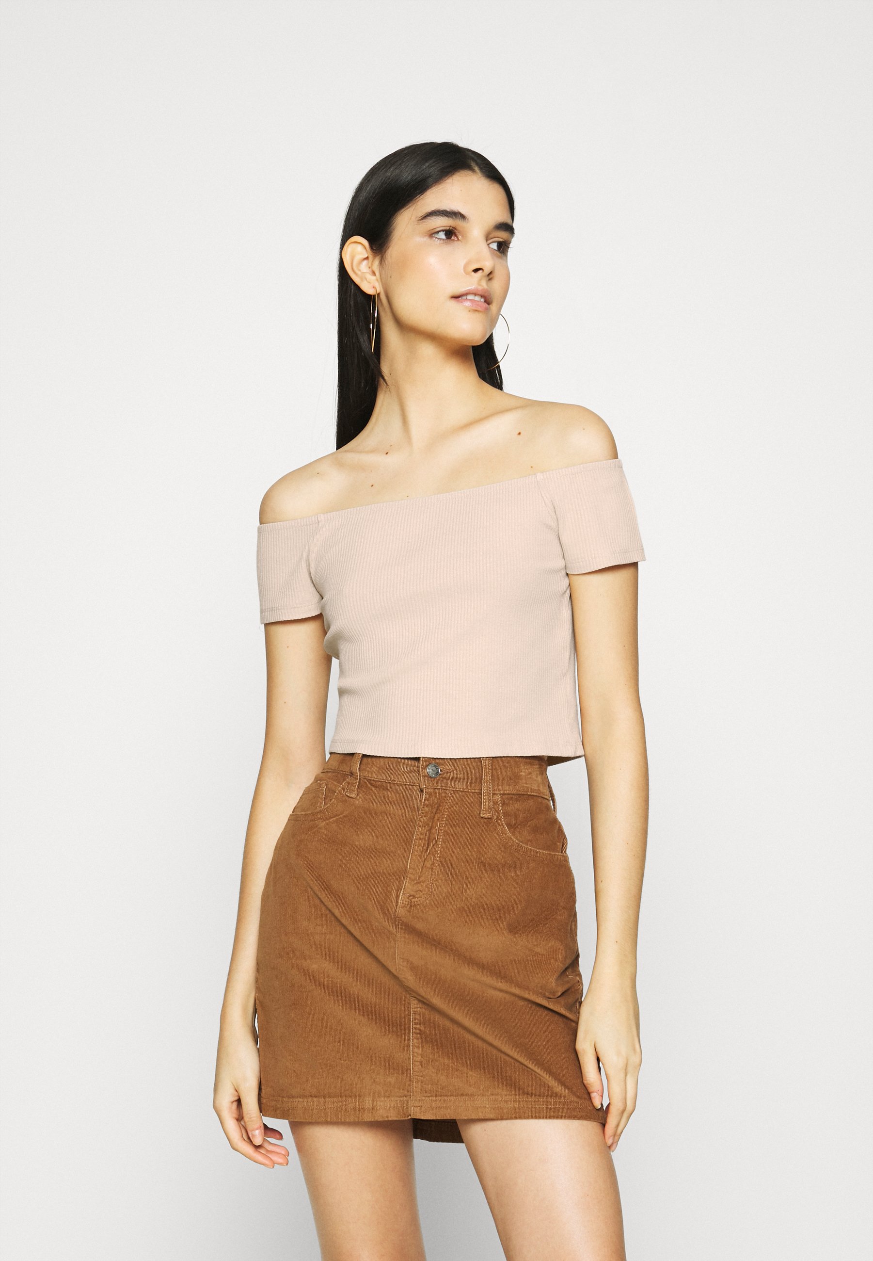 off shoulder top beige