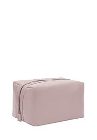 Borsa cosmetica rettangolare rosa realizzata in nylon morbido, con doppia cerniera in alto e finiture cucite sui bordi.