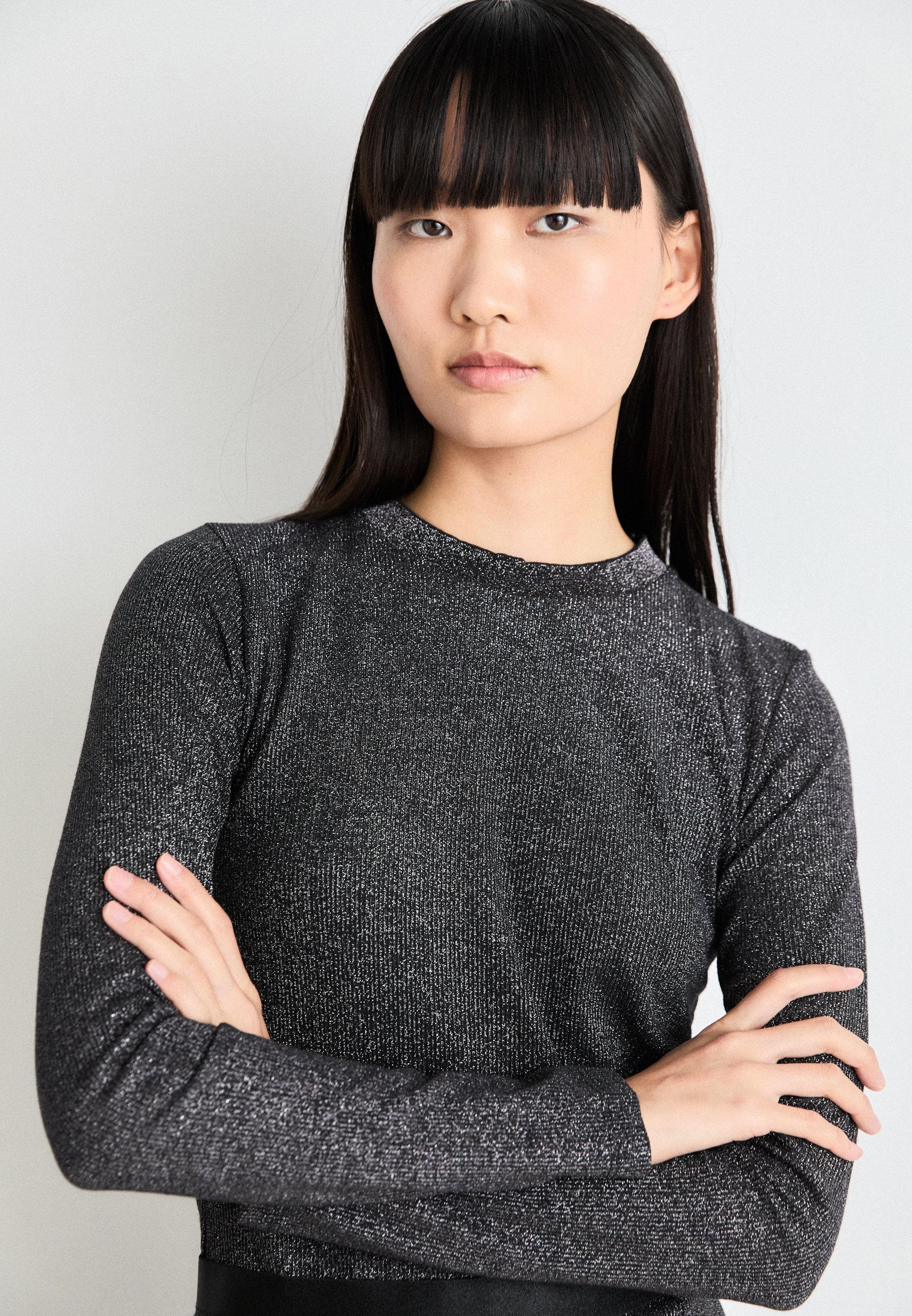 売れ筋商品|||マッズ ノーガード Tシャツ レディース トップス TUBA TEE - Long sleeved top - black/gun l 2x2 Cotton Stripe Tuba Tee LS, Fiery Red/Black – MADS