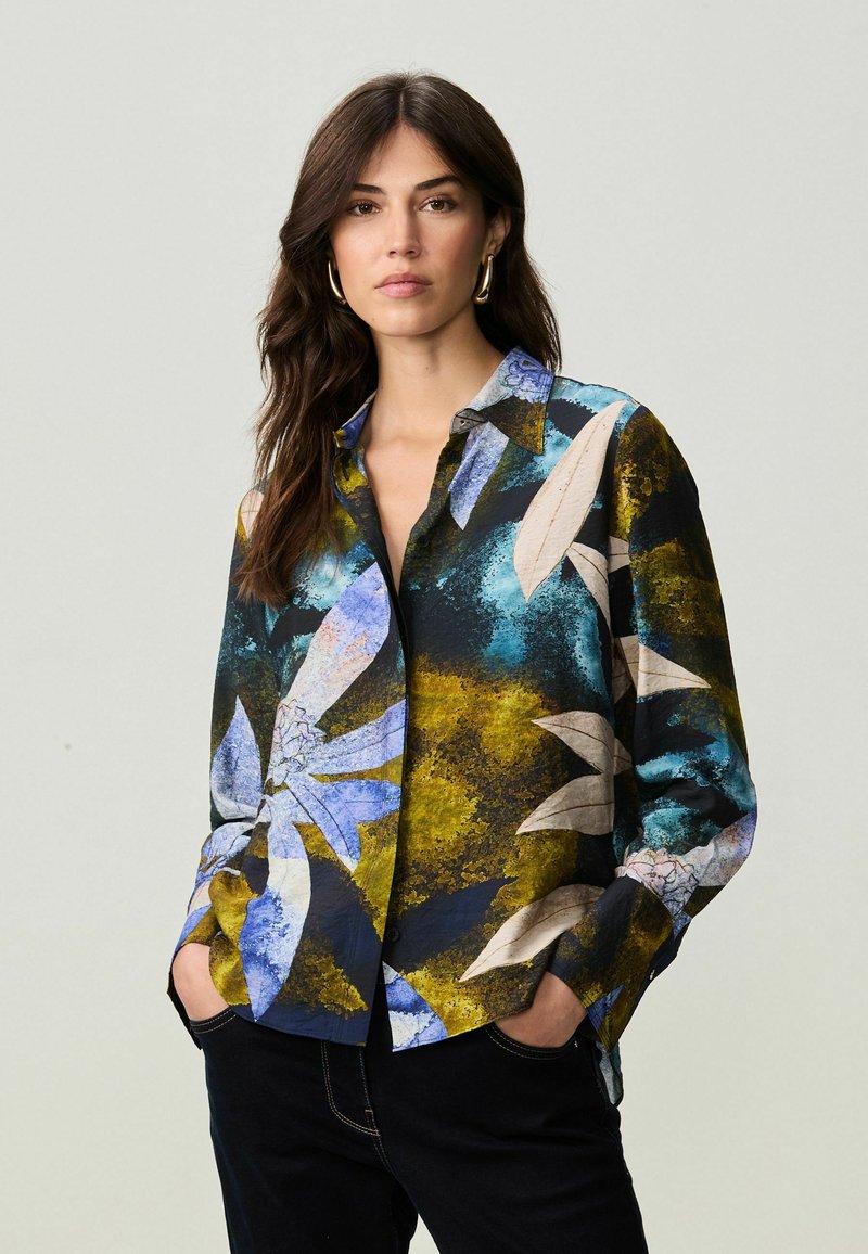 Next LONG SLEEVE - REGULAR FIT - Camicia - blue green leaf print