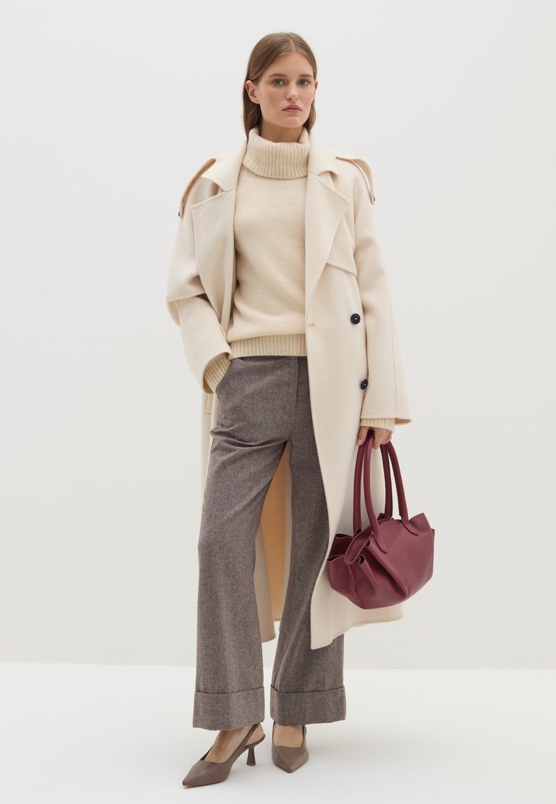 Stefanel Broek bruin Stefanel Broek bruin