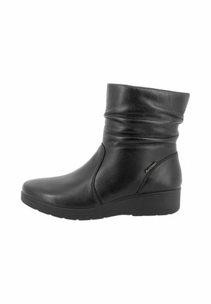 Stivaletti con plateau - black