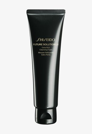 FUTURE SOLUTION LX EXTRA RICH CLEANSING FOAM - Cleanser