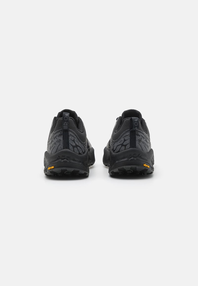 New Balance FRESH FOAM X HIERRO V8 GTX - Běžecké boty do terénu - black