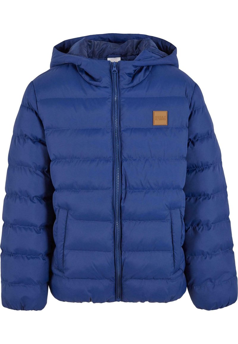 Giubbotto imbottito blu navy con zip frontale, cappuccio e motivo a righe orizzontali. Presenta tasche laterali e una toppa logo beige sul petto.