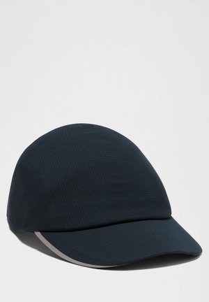 FAST AND FREE RUN  - Kapa - true navy
