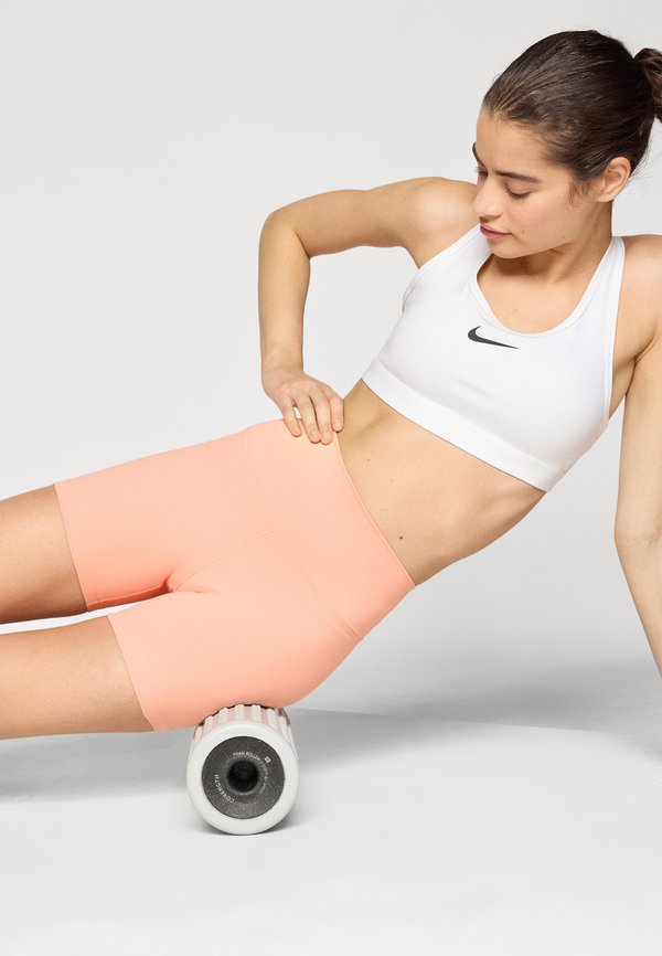 ONE SHORT - Leggings - apricot4