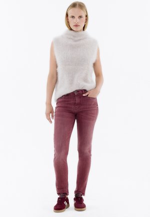 NANCY - Slim fit jeans - wineyard