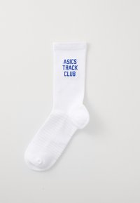 Chaussette de sport blanche avec texture côtelée, featuring le texte bleu "ASICS TRACK CLUB" sur le côté. Design standard de hauteur de cheville.