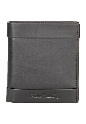 Portefeuille en cuir noir avec une texture lisse, de forme rectangulaire et des coutures discrètes. Présente un logo embossé à l'avant. Design fin et compact.