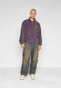 BDG Urban Outfitters CREST UNISEX - Polárpulóver - dusky purple