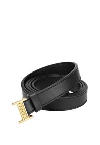 Zwarte leren riem met een dun ontwerp, voorzien van een goudkleurige metalen gesp met in elkaar vergrendelde lussen. Gladde textuur en meerdere verstelgaten.