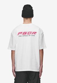 Pegador - CHARLES OVERSIZED TEE - Print T-shirt - white Thumbnail Image 1