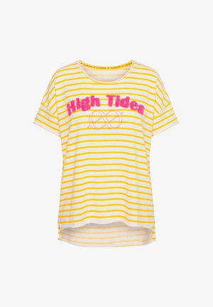 Weiß-gelb gestreiftes Kurzarmhemd mit pinkfarbenem, flauschigem "High Tides"-Schriftzug und einem dünnen pinkfarbenen Unendlichkeitssymbol unter dem Schriftzug.