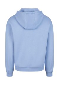Sweat à capuche bleu clair à manches longues, poignets et taille côtelés, présenté de dos sur fond blanc.