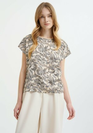 - T-shirt z nadrukiem