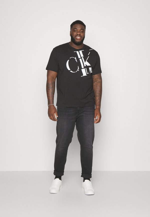 SCATTERED LOGO TEE - Print T-shirt3