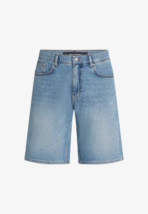 Jeansshorts in Hellblau mit klassischem Schnitt, fünf Taschen und Kontrastnähten. Mit einem regulären Bund und Knopfverschluss abgeschlossen.