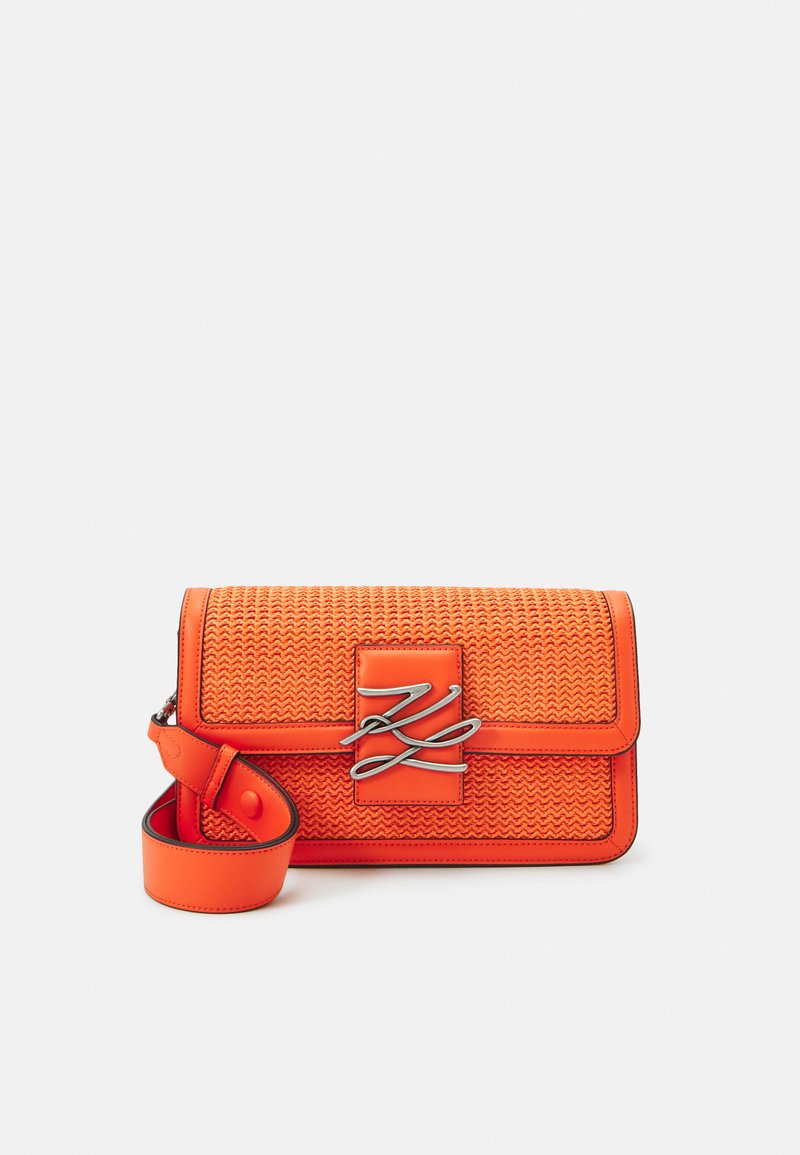 KARL LAGERFELD AUTOGRAPH BAGUETTE Handtasche orange Zalando.ch