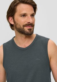 s.Oliver ÄRMELLOSES - Top - schiefergrau