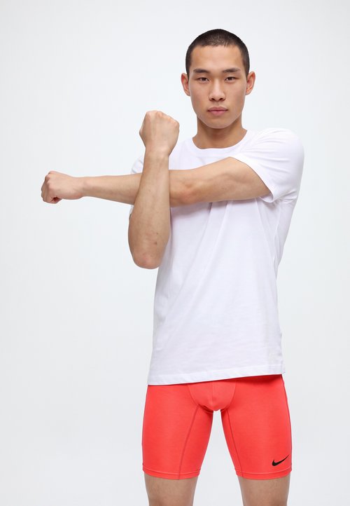 Nike Pro — photo 4