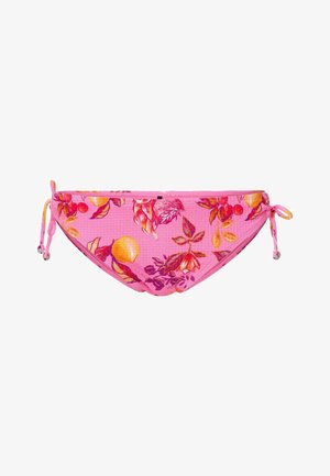 Bas de bikini rose avec un motif floral en jaune, violet et rouge. Doté de nouettes latérales ajustables avec de petites perles décoratives. Texture gaufrée.