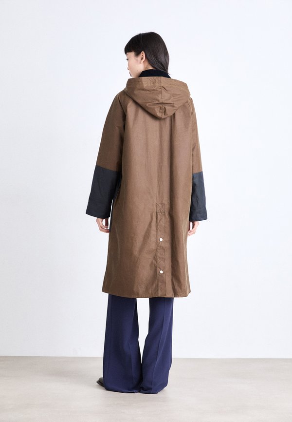 CAROLYN JACKET - Trenchcoat - tan4