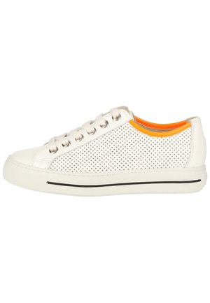 Tenisky - white