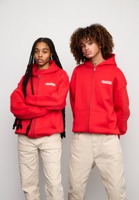 Multiply Apparel OVERSIZE TRIAL - Sudadera con cremallera - flame scarlet