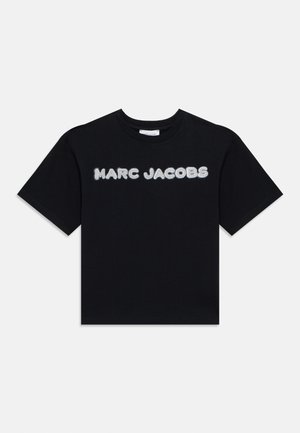 Black cotton t-shirt with short sleeves and a crew neck, featuring “MARC JACOBS” embroidered in white and grey fluffy text on the front.